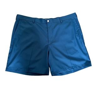 Peter Millar Men's Blue Golf Shorts Size 42 7 in inseam Flat Front Athletic